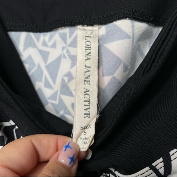 Lorna Jane Leggings Geometric Pattern Black & White Activewear Workout - Picture 11 of 13